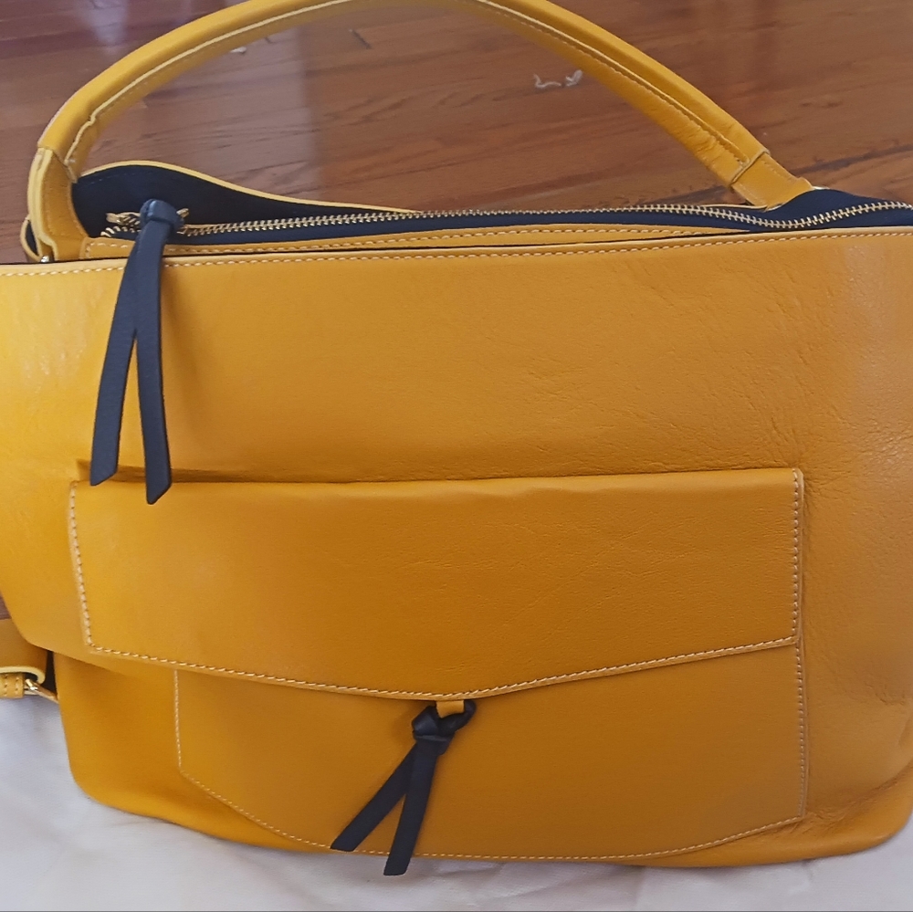 Elisabetta Yang Italian leather handbag